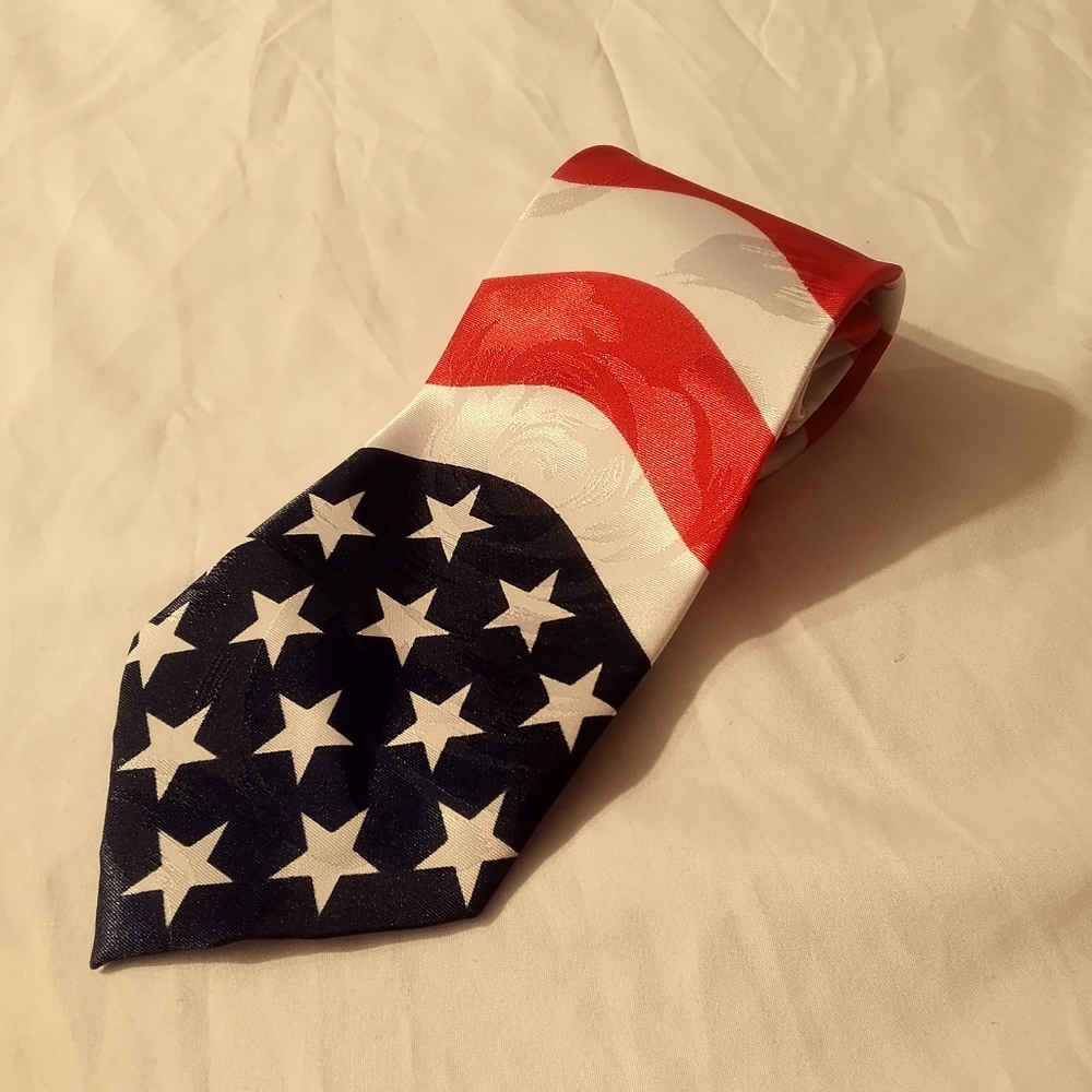 Mercedes High Fashion American Flag Tie